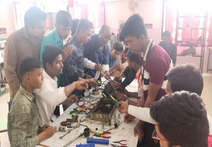 Two Days Workshop on “Disassemble and Assemble of Bike Engine"