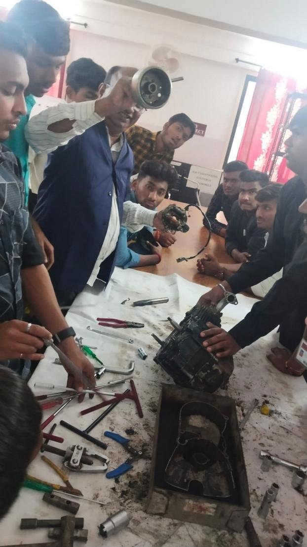 Two Days Workshop on “Disassemble and Assemble of Bike Engine"