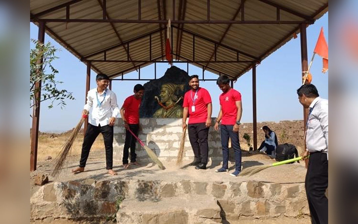 Gad Swachata Abhiyan conducted on Malhar Gad on 6th February 2024 By First year E & TC students