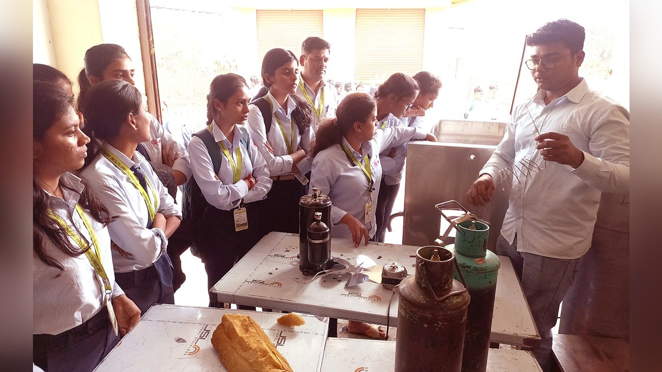 Industrial Visit at Mayureshwar Refrigerations, Uruli-Devachi. Pune