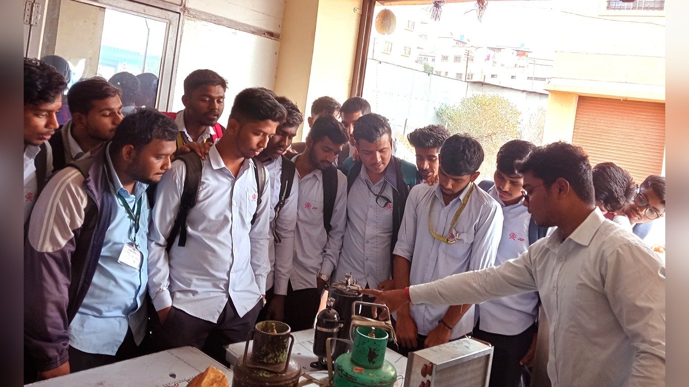 Industrial Visit at Mayureshwar Refrigerations, Uruli-Devachi. Pune