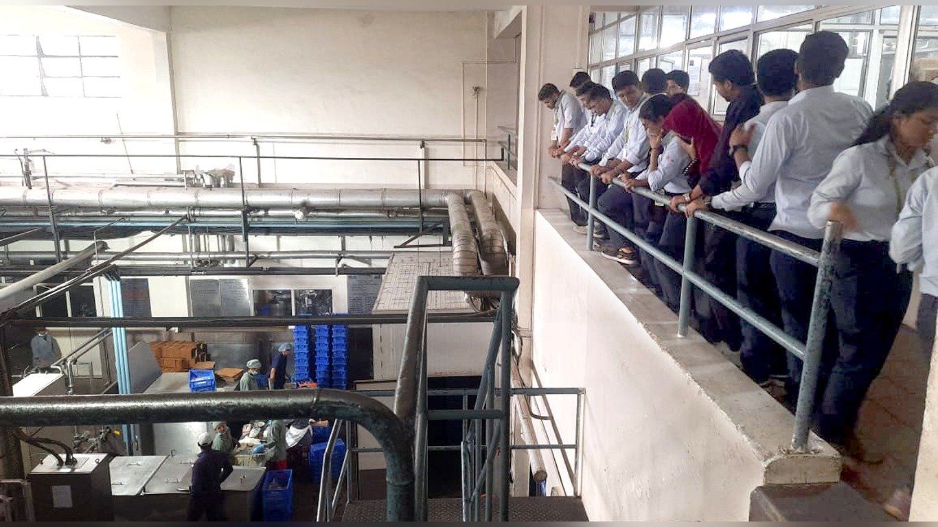 Industrial Visit at Katraj Dairy, Pune