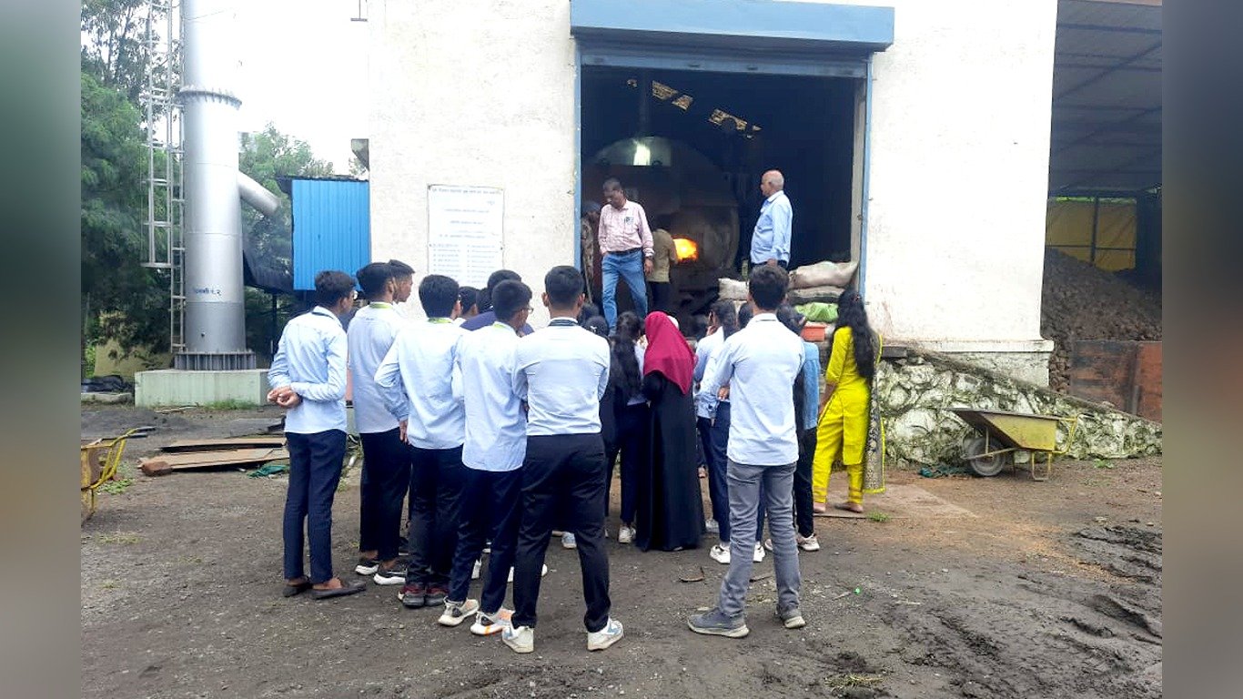 Industrial Visit at Katraj Dairy, Pune
