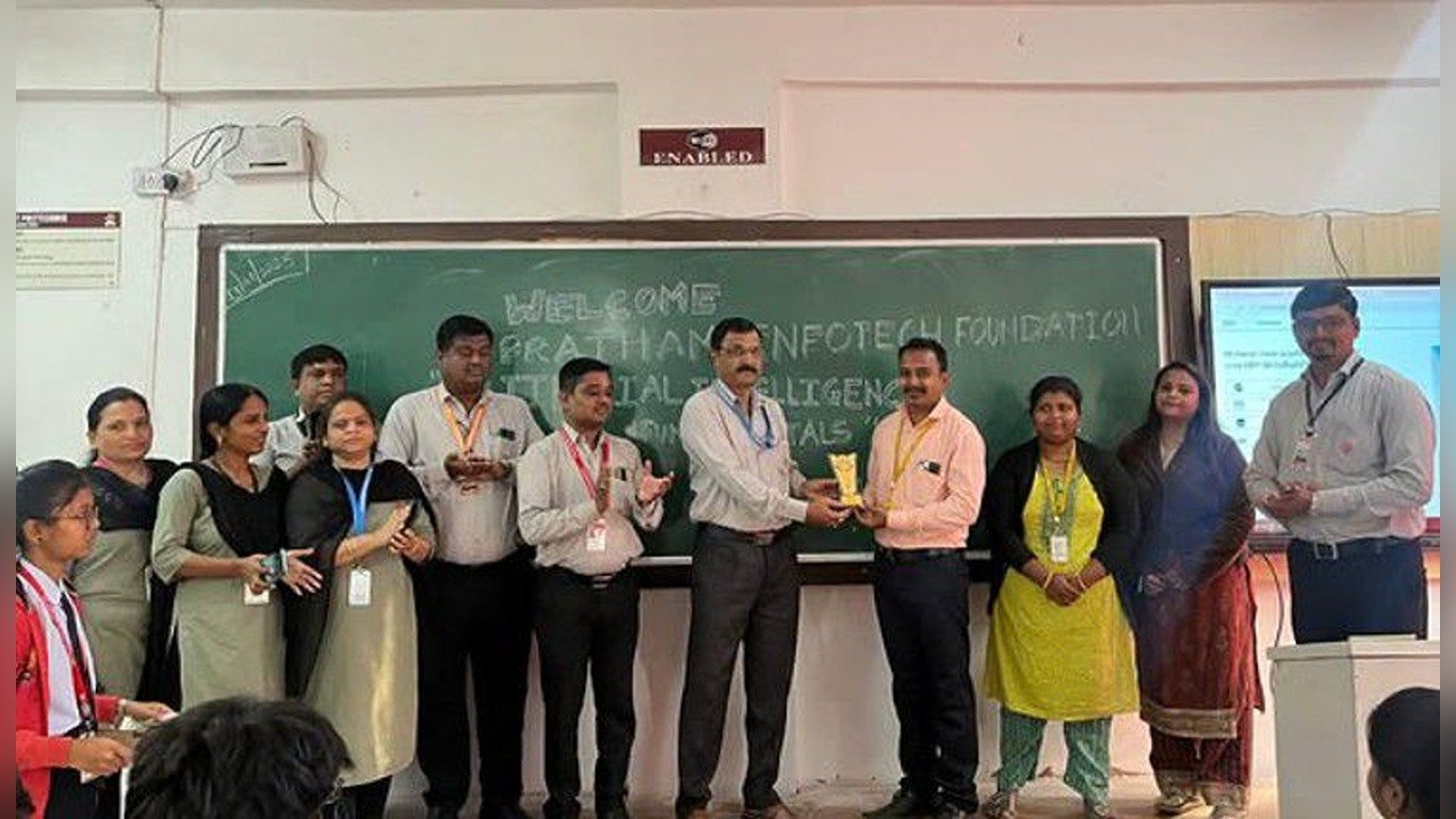 AI Fundamentals Session Enlightens Students